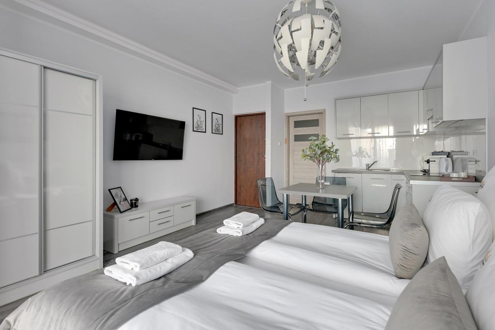 Scala City Center By Downtown Apartments Gdansk Room photo